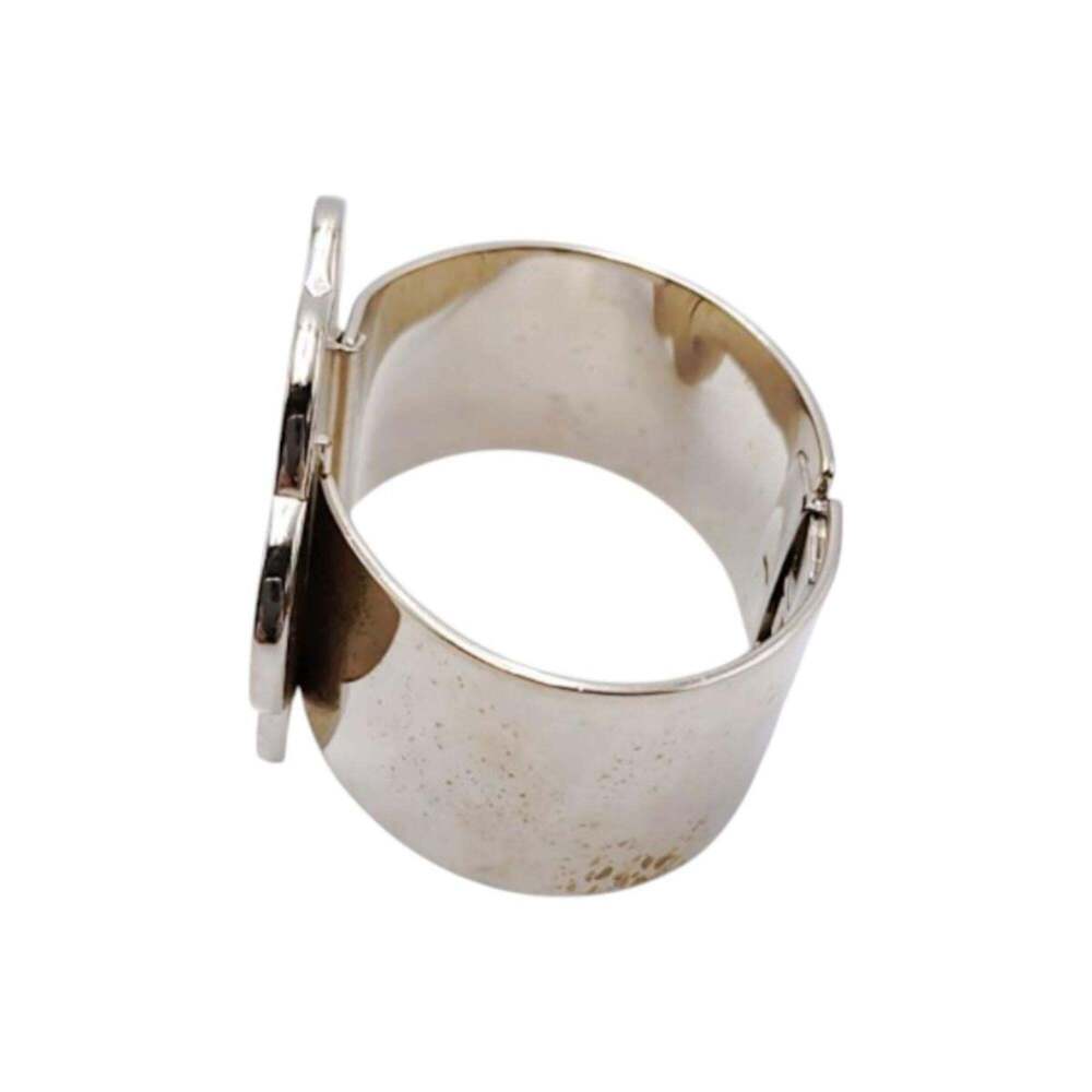 CHANEL Authentic Black Bracelet - Picture 3 of 12